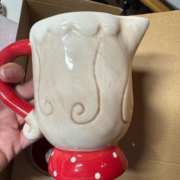 Johanna Parker Santa Sugar and Creamer set - Picture 5 of 16